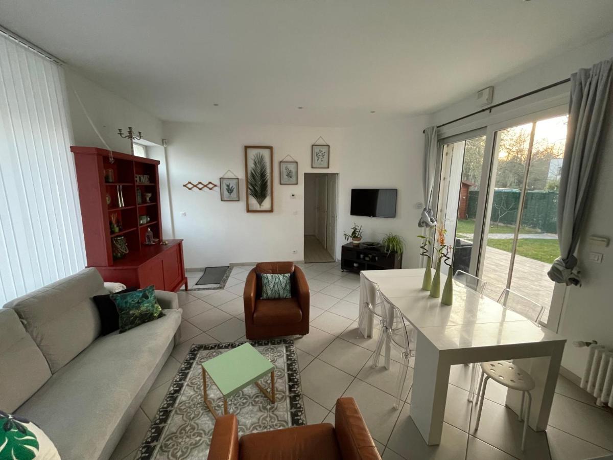 Maison Avec Vue Sur Le Chateau Orléans Kültér fotó